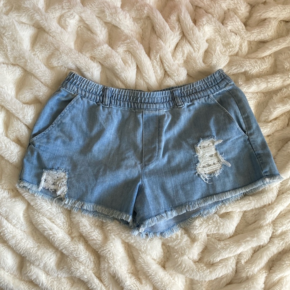 Aerie jean shorts with lace and distressing size S